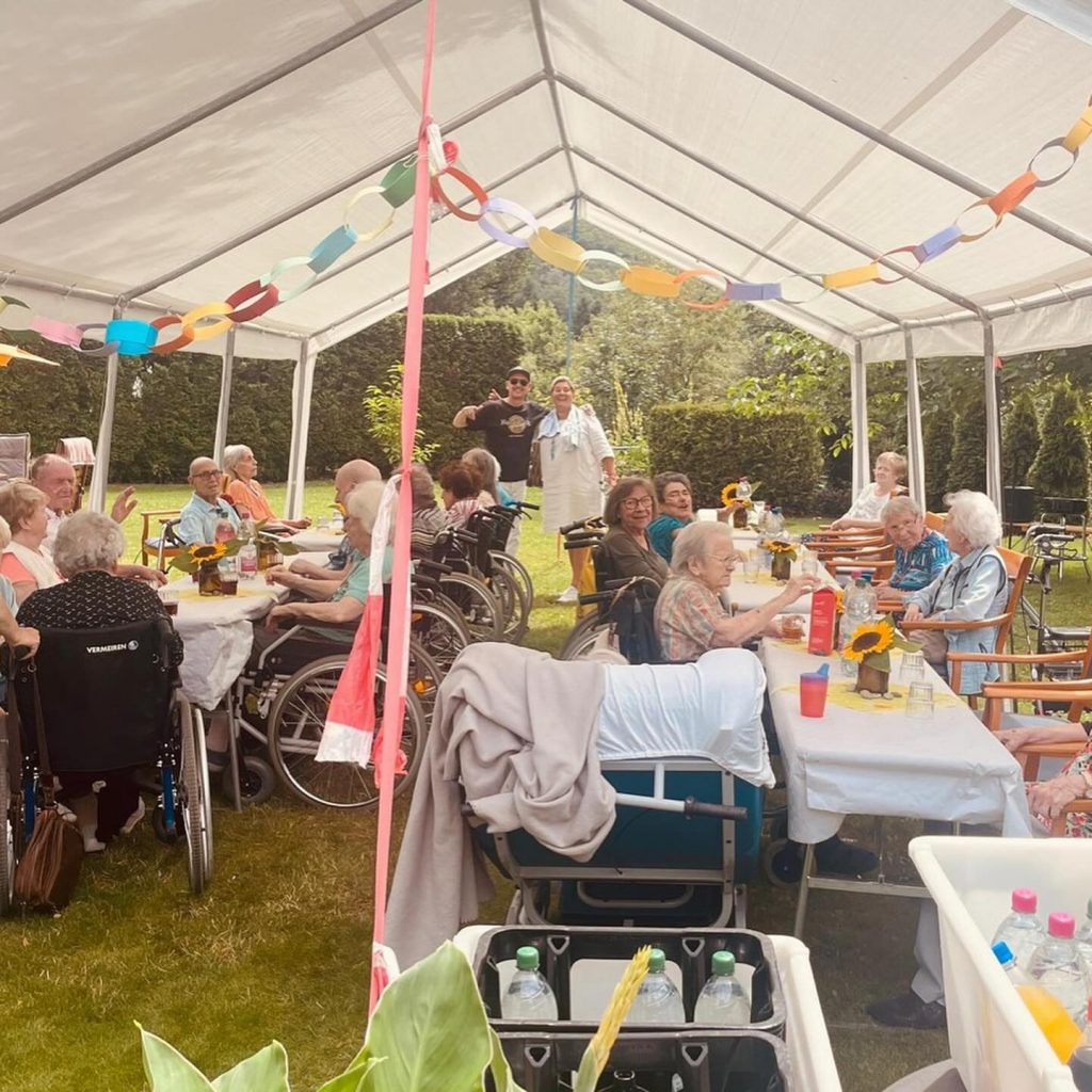 Sommerfest im Seniorenheim Rheingrafenstein: Ein Tag voller Freude und Gemeinschaft